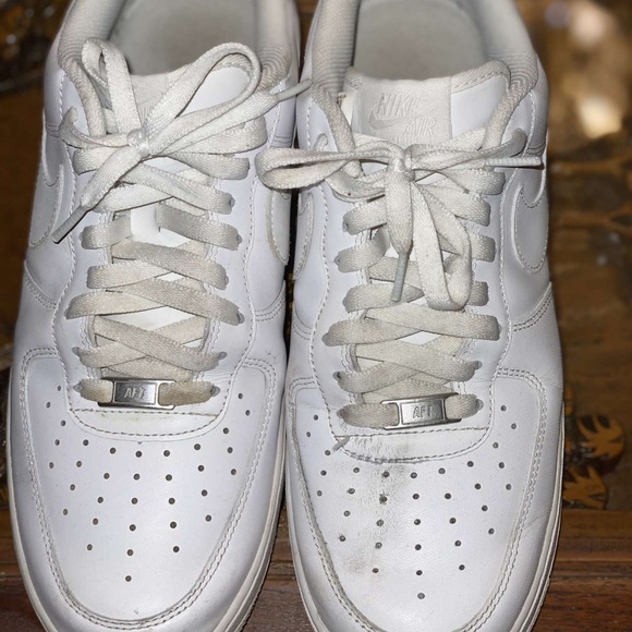 Air Force 1 - Picture 2 of 11